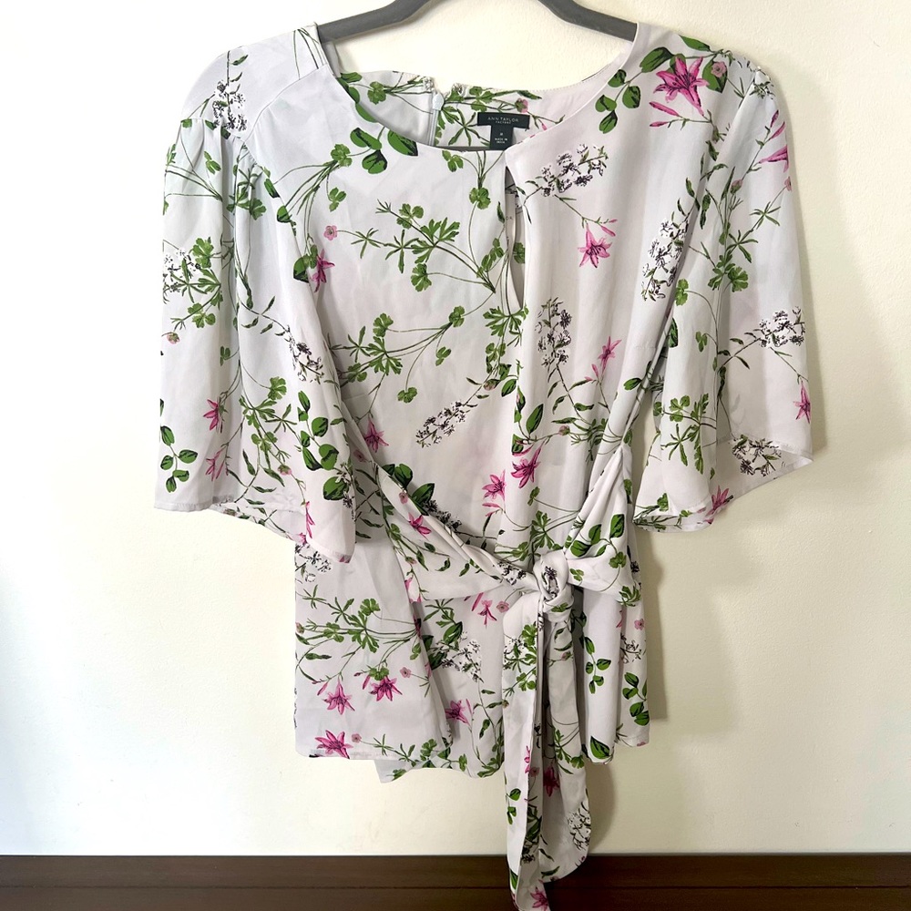 Floral Tie Waist Keyhole Top NWT by Ann Taylor